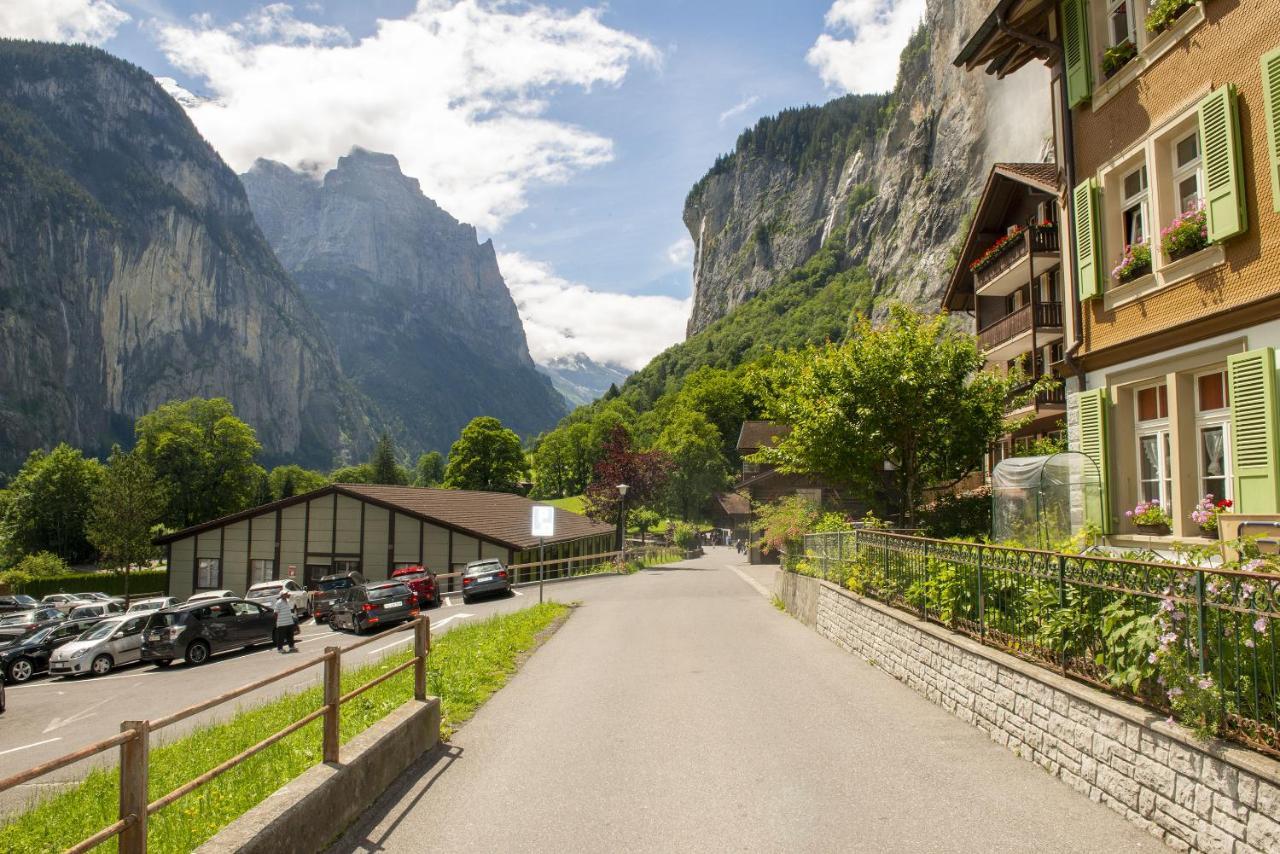 Lauterbrunnen Staubbach Beautiful Waterfall Apartment Exterior photo