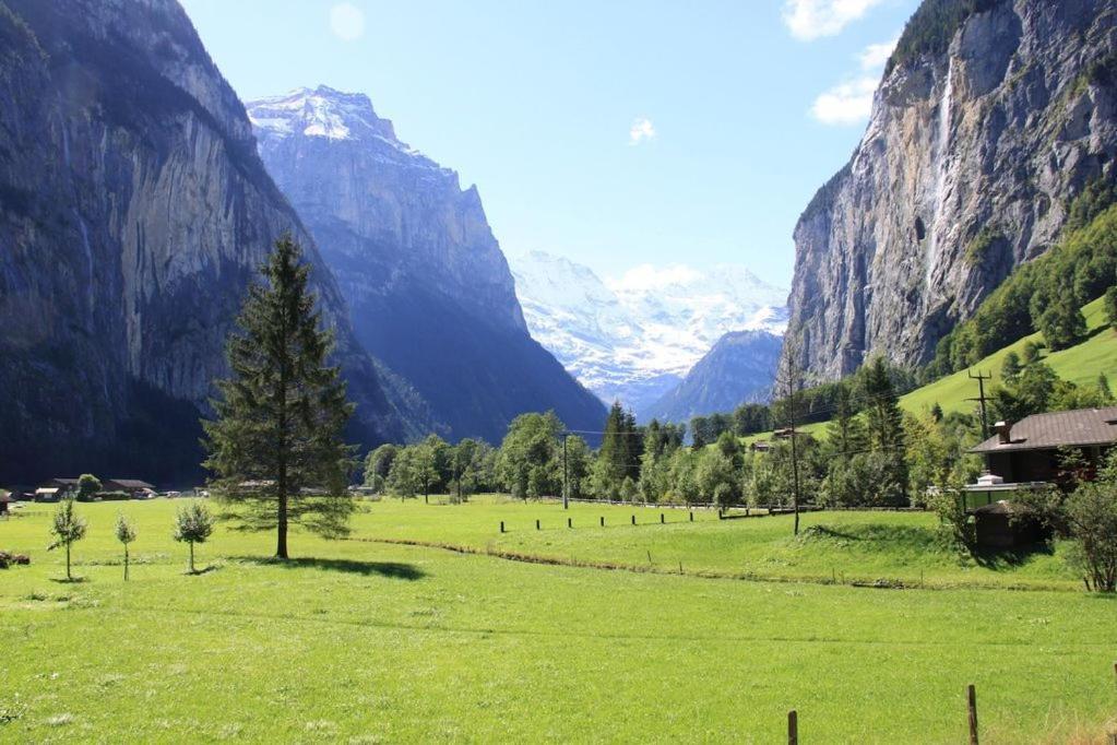 Lauterbrunnen Staubbach Beautiful Waterfall Apartment Exterior photo